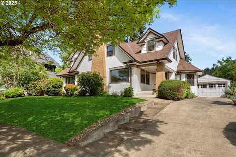 1030 SE 56TH AVE, Portland, OR 97215