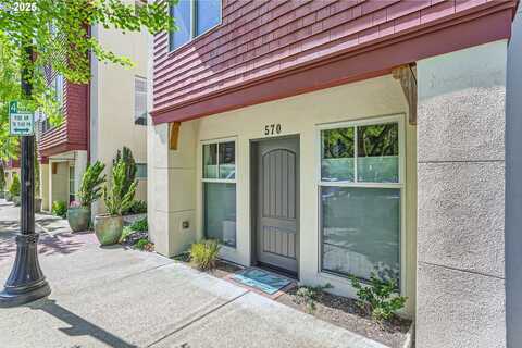 570 2ND ST, Lake Oswego, OR 97034