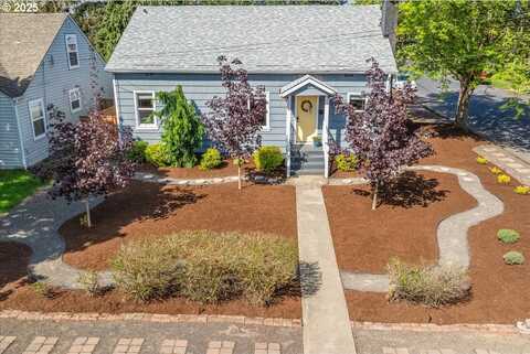 1333 NE KIRBY ST, McMinnville, OR 97128