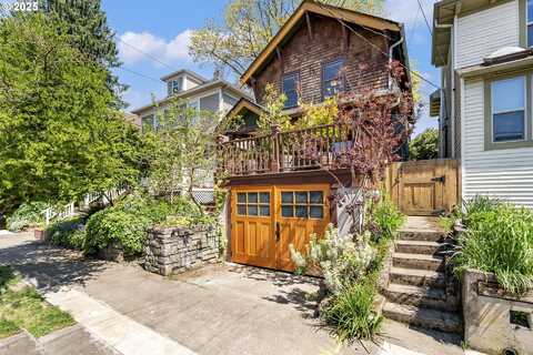 622 SE 18TH AVE, Portland, OR 97214