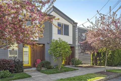 8622 N EDISON ST, Portland, OR 97203