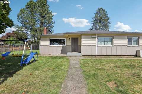 324 N 18TH ST, Saint Helens, OR 97051