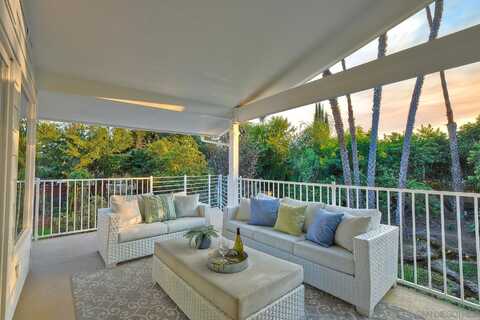 4150 Calavo Dr, La Mesa, CA 91941