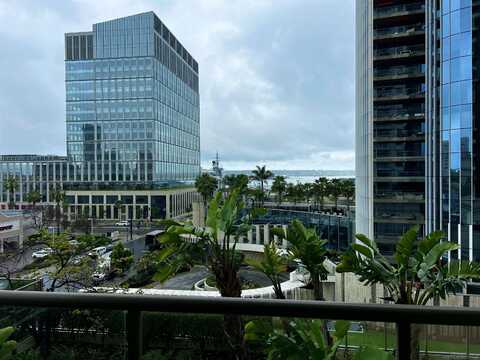 700 W E St, San Diego, CA 92101