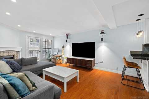 3965 Hortensia St, San Diego, CA 92110