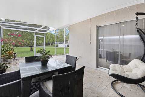 5143 NW 12th Lane, Deerfield Beach, FL 33442