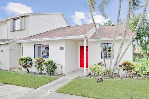 6501 Dockside Circle, Greenacres, FL 33463