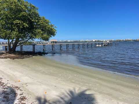 1432 S Lakeside Drive, Lake Worth, FL 33460