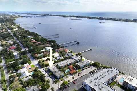 1432 S Lakeside Drive, Lake Worth, FL 33460