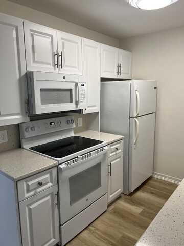 2072 Cornwall D, Boca Raton, FL 33434
