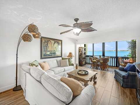 175 SE Saint Lucie Boulevard, Stuart, FL 34996