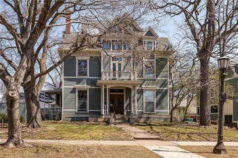 112 Western Avenue N, Saint Paul, MN 55102