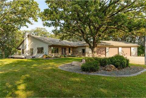 1397 Soppa Dr, Saint Charles, MN 55972
