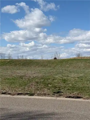 5336 Tee To Green Street, Saint Cloud, MN 56304