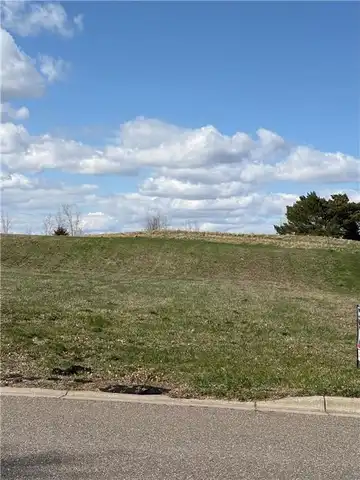 5344 Tee To Green Street, Saint Cloud, MN 56304