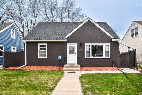 1973 Montana Avenue E, Saint Paul, MN 55119