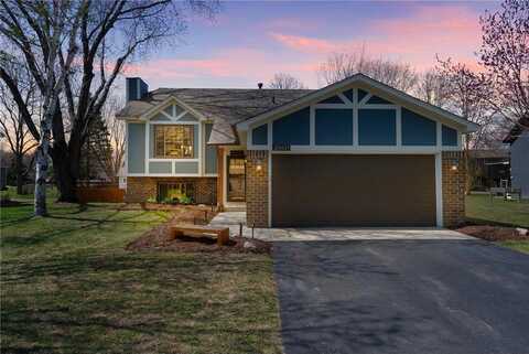 20621 Jaguar Avenue, Lakeville, MN 55044