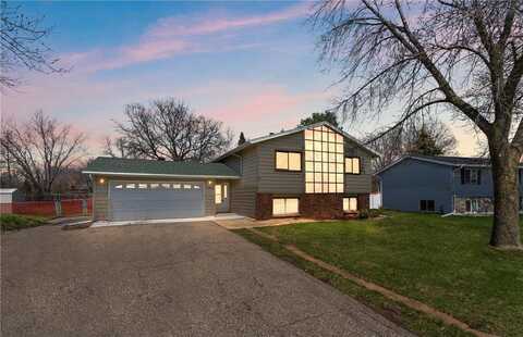 11082 97th Place N, Maple Grove, MN 55369