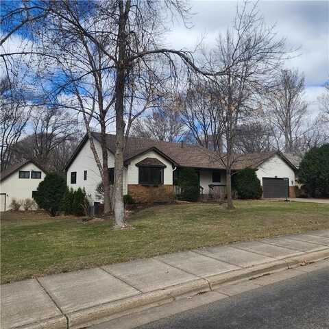 511 Upland Avenue NW, Elk River, MN 55330