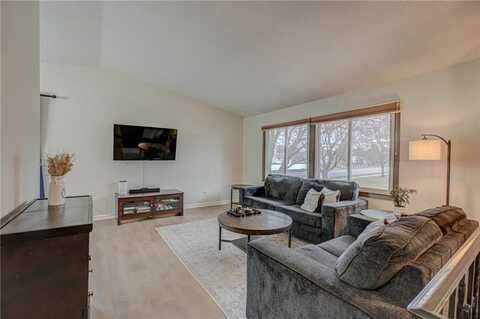 540 98th Lane NE, Blaine, MN 55434