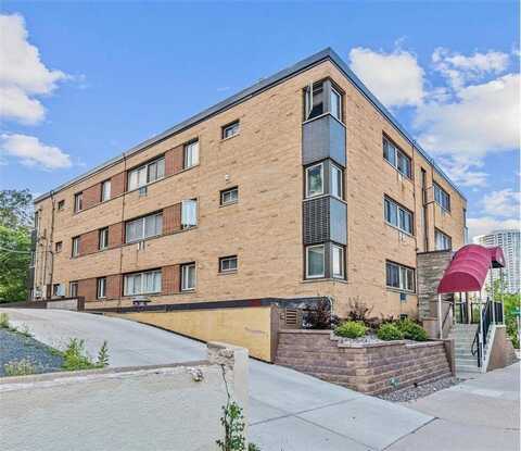 1800 Lasalle Avenue, Minneapolis, MN 55403