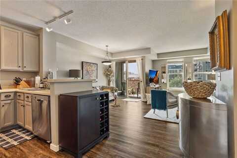 660 N 2nd Street, Minneapolis, MN 55401