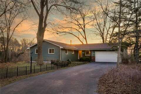 2510 Gershwin Avenue N, Oakdale, MN 55128