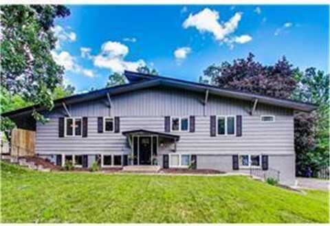 109 Shasta Court, Apple Valley, MN 55124