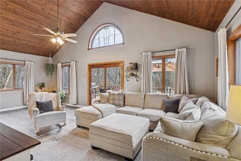W9589 295th Avenue, Diamond Bluff, WI 54014