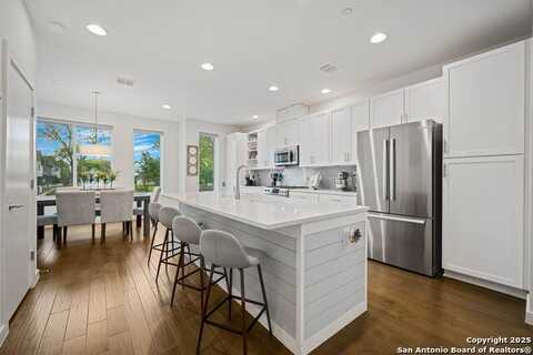 102 Tendick # 902, San Antonio, TX 78209