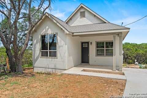 1454 Laurie Dr, Canyon Lake, TX 78133