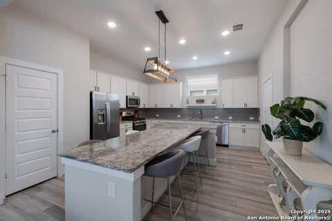 8703 Hedford Flats, San Antonio, TX 78254