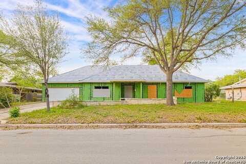 421 Faircrest, Windcrest, TX 78239