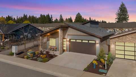 3306 N Ladalia Dr, Coeur d Alene, ID 83814