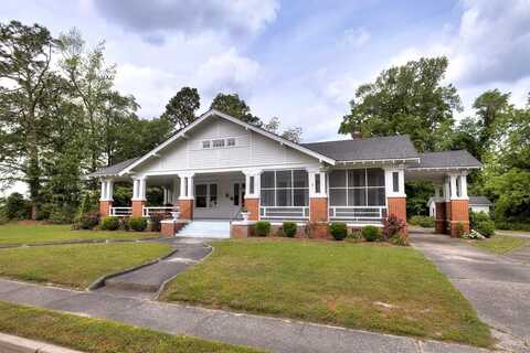 124 Singletary Avenue, Lake City, SC 29560