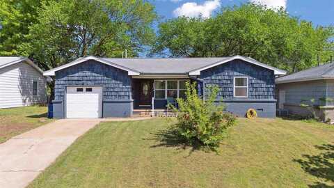 1208 E Elm Avenue, Stillwater, OK 74074