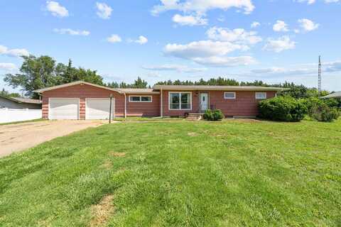 4881 E Country Club, Salina, KS 67401