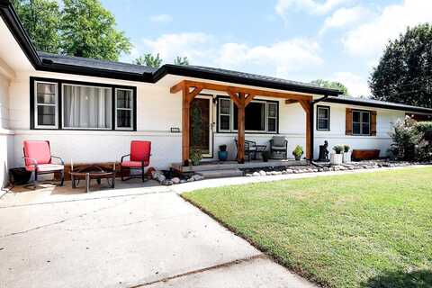 448 S Westfield Ave., Wichita, KS 67209