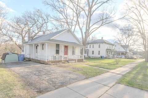 613 2nd Avenue, Baraboo, WI 53913