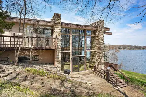 N6848 Shorewood Hills Road, Lake Mills, WI 53551
