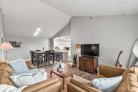 203 Kearney Way, Waunakee, WI 53597