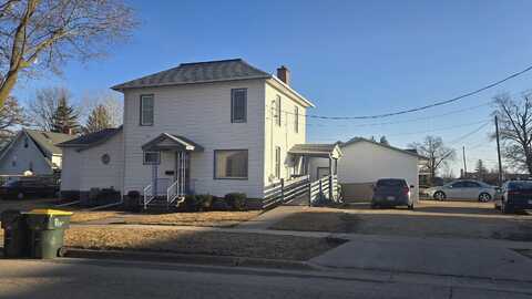 242 W Elm Street, Lancaster, WI 53813