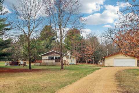 2815 3rd Drive, Oxford, WI 53952