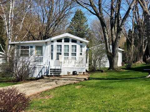 356 Skyline Drive, Edgerton, WI 53534
