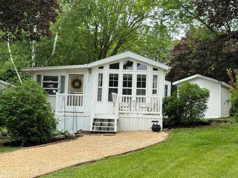 356 Skyline Drive, Edgerton, WI 53534