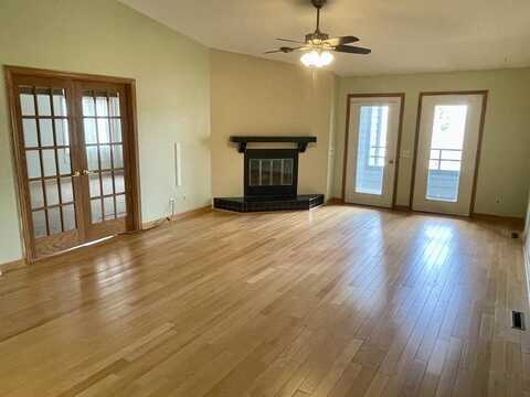 530 E Hiawatha Drive, Wisconsin Dells, WI 53965