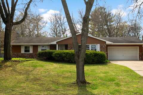 2795 Ledgemont Street, Fitchburg, WI 53711
