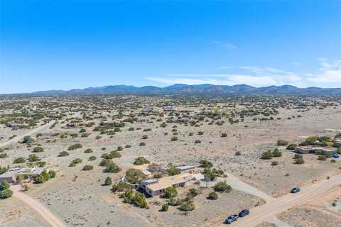 24 Camerada Road, Santa Fe, NM 87508