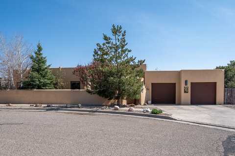 3005 Betatakin Circle, Santa Fe, NM 87507