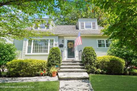 81 Exeter Street, Staten Island, NY 10308